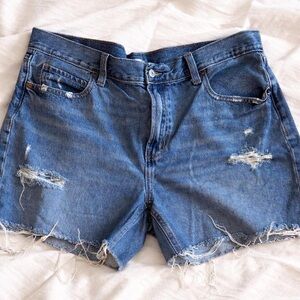 Sz 14 Old Navy High Rise Distressed Denim Cutoff Shorts Light/Medium Wash